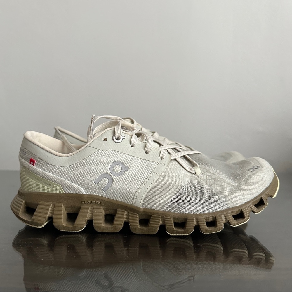 On Running Cloudtec Athletic Sneakers in Off-White and Tan
